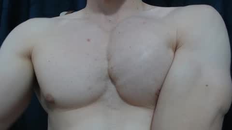 Snapshot of preettyboyx chatting on 10.14.25 JUAN online show from 10.14.25