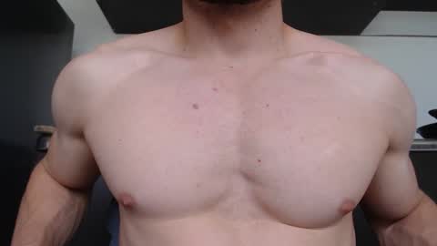 Snapshot of preettyboyx chatting on 10.19.25 JUAN online show from 10.19.25