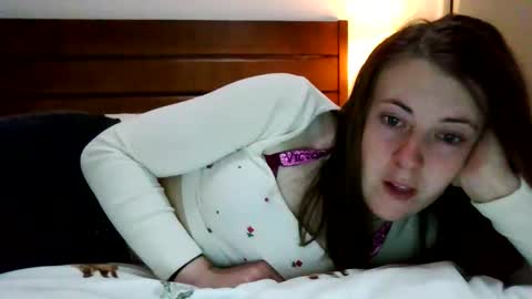 Snapshot of pregnantlucyrose chatting on 03.31.26 Milf Lucy Roseee online show from 03.31.26