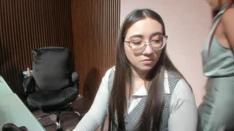 Snapshot of press_anykey chatting on 04.20.26 Camila online show from 04.20.26