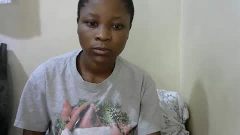 Snapshot of prettie_tesh chatting on 01.25.25 prettie_tesh online show from 01.25.25