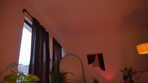 Nayrobi online show from 02.22.25