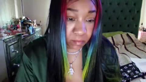 Yasmine pretty online show from 12.15.25