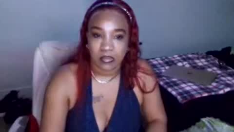 Snapshot of pretty69queen chatting on 07.28.26 Yasmine pretty online show from 07.28.26