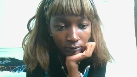 pretty__lisa online show from 12.21.25