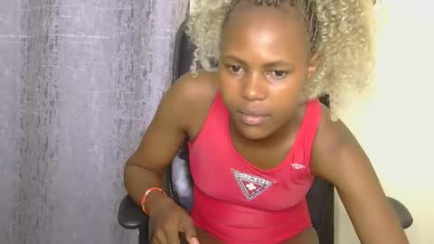 Snapshot of pretty_africanah chatting on 02.19.26 pretty_africanah online show from 02.19.26