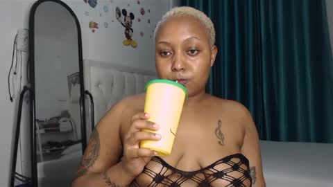 Annah online show from 02.10.25