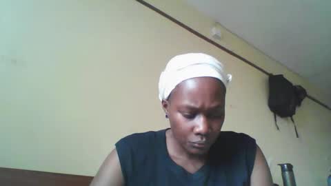 Karol online show from 10.23.25