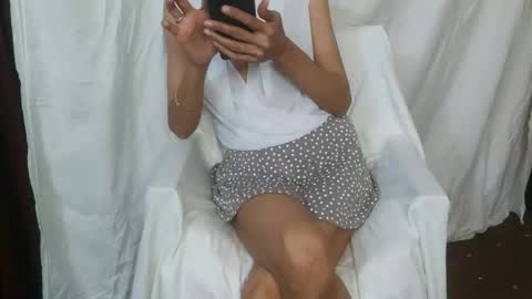 Snapshot of pretty_cat1 chatting on 10.04.25 pretty_cat1 online show from 10.04.25