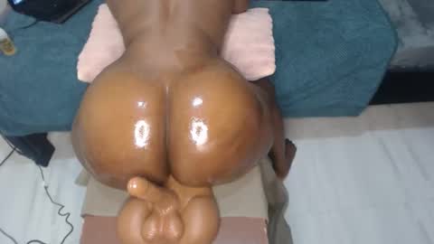 pretty_clare online show from 04.06.26