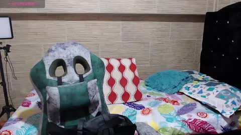 Snapshot of pretty_cristal22 chatting on 01.07.25 pretty_cristal22 online show from 01.07.25