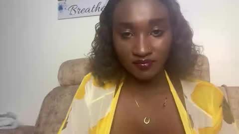 independent model online show from 09.16.25