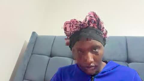 independent model online show from 09.25.25