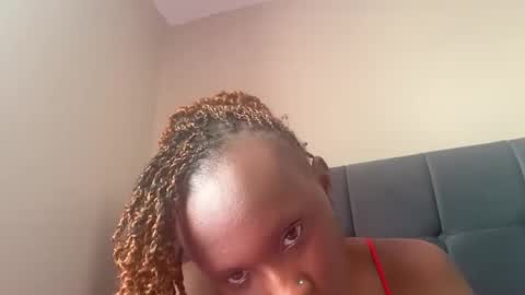 independent model online show from 10.07.25