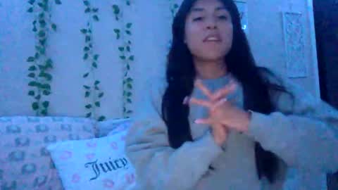 Snapshot of pretty_girl828687 chatting on 10.20.25 pretty_girl828687 online show from 10.20.25