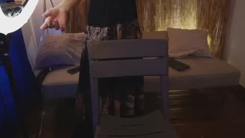 pretty_goddess online show from 04.16.26