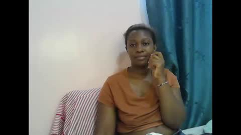 pretty_kylah online show from 10.04.25