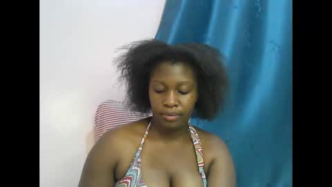 pretty_kylah online show from 10.14.25