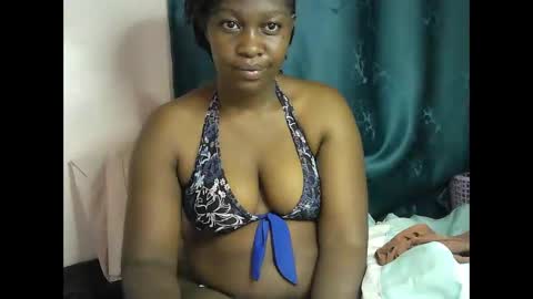pretty_kylah online show from 10.22.25