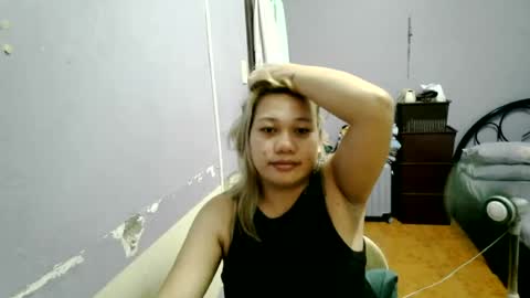 Snapshot of pretty_lyn08 chatting on 07.15.26 pretty_lyn08 online show from 07.15.26