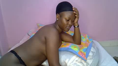 pretty_maya2 online show from 10.06.25