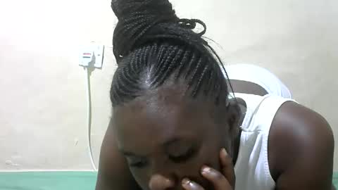 Snapshot of pretty_melan chatting on 03.17.26 pretty_melan online show from 03.17.26