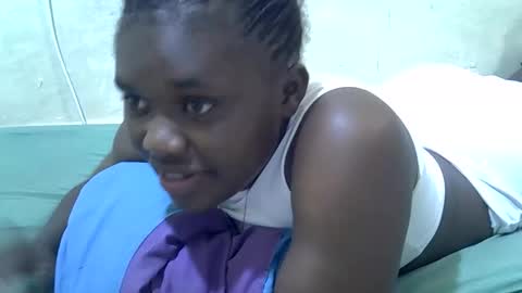 Snapshot of pretty_melan chatting on 04.01.26 pretty_melan online show from 04.01.26
