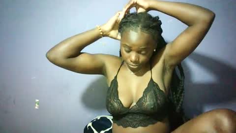 Mary Melinda online show from 02.11.25