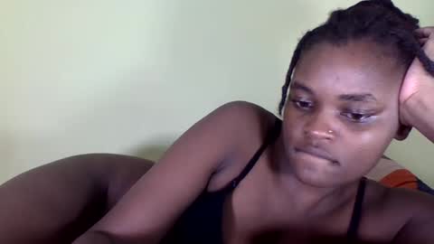 pretty_miya online show from 12.19.24