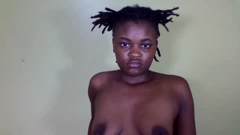 pretty_miya online show from 12.29.24