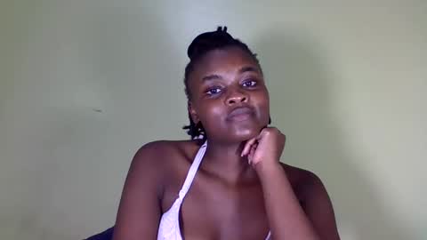 pretty_miya online show from 01.02.25