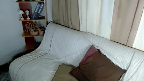 Snapshot of pretty_percy chatting on 06.26.26 hi im percy online show from 06.26.26