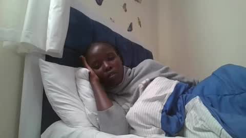 pretty_petite_ebony online show from 09.21.25