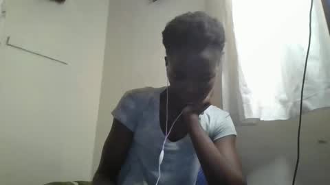 pretty_petite_ebony online show from 10.31.25
