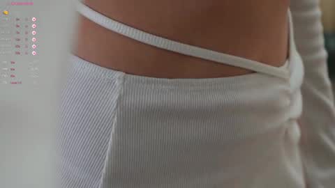 Elina online show from 02.18.25