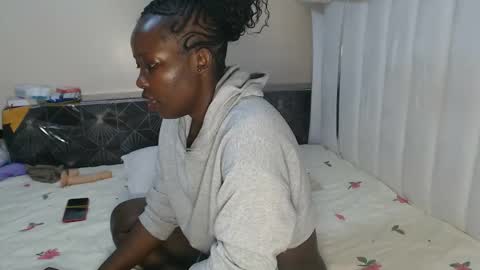 Essy online show from 09.11.25