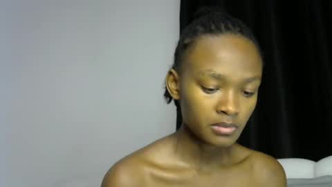 Snapshot of pretty_queennie chatting on 06.28.26 Pretty doll online show from 06.28.26