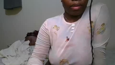 pretty_shila online show from 09.24.25