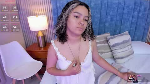 Daisy Flower online show from 03.03.26