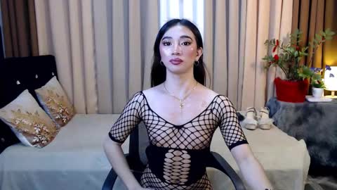 prettyakhira online show from 02.05.25