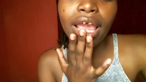 SaraCattra online show from 01.23.25