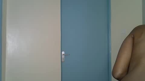 SaraCattra online show from 10.10.25