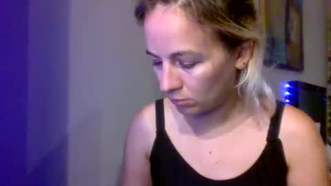 Snapshot of prettybabypetite chatting on 03.26.26 Missy Jack online show from 03.26.26
