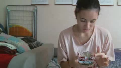 Snapshot of prettybella_7 chatting on 09.28.25 Bella online show from 09.28.25