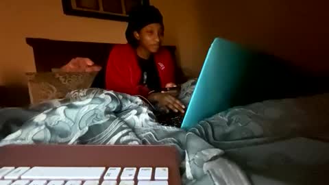 prettyfacefemale online show from 02.04.26