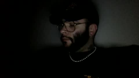 Snapshot of prettyglazed chatting on 04.01.26 prettyglazed online show from 04.01.26