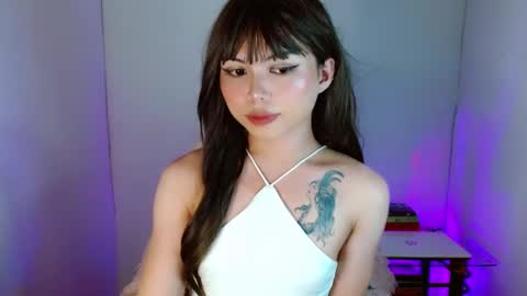 Snapshot of prettyjulian chatting on 02.13.25 SEXY JULIA online show from 02.13.25