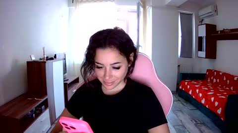 prettyjulliette online show from 09.24.25