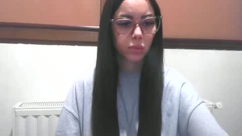 prettyjulliette online show from 03.28.26
