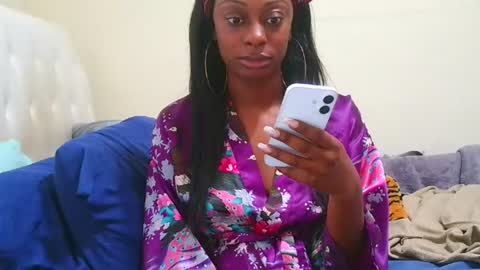 Snapshot of prettylondond chatting on 07.21.26 prettylondond online show from 07.21.26
